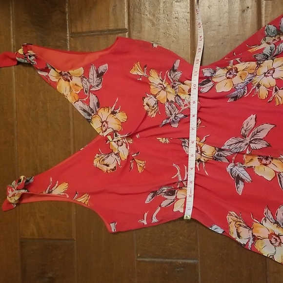 High Low Sleeveless Floral Orange Dress - Picture 10 of 13